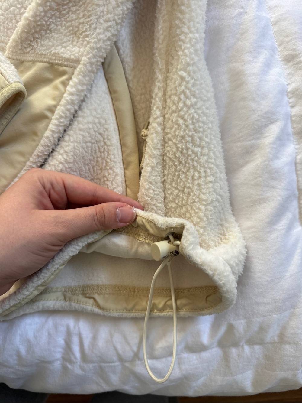 The North Face Cream White Sherpa Fleece 1/2 Snap - Picture 5 of 9